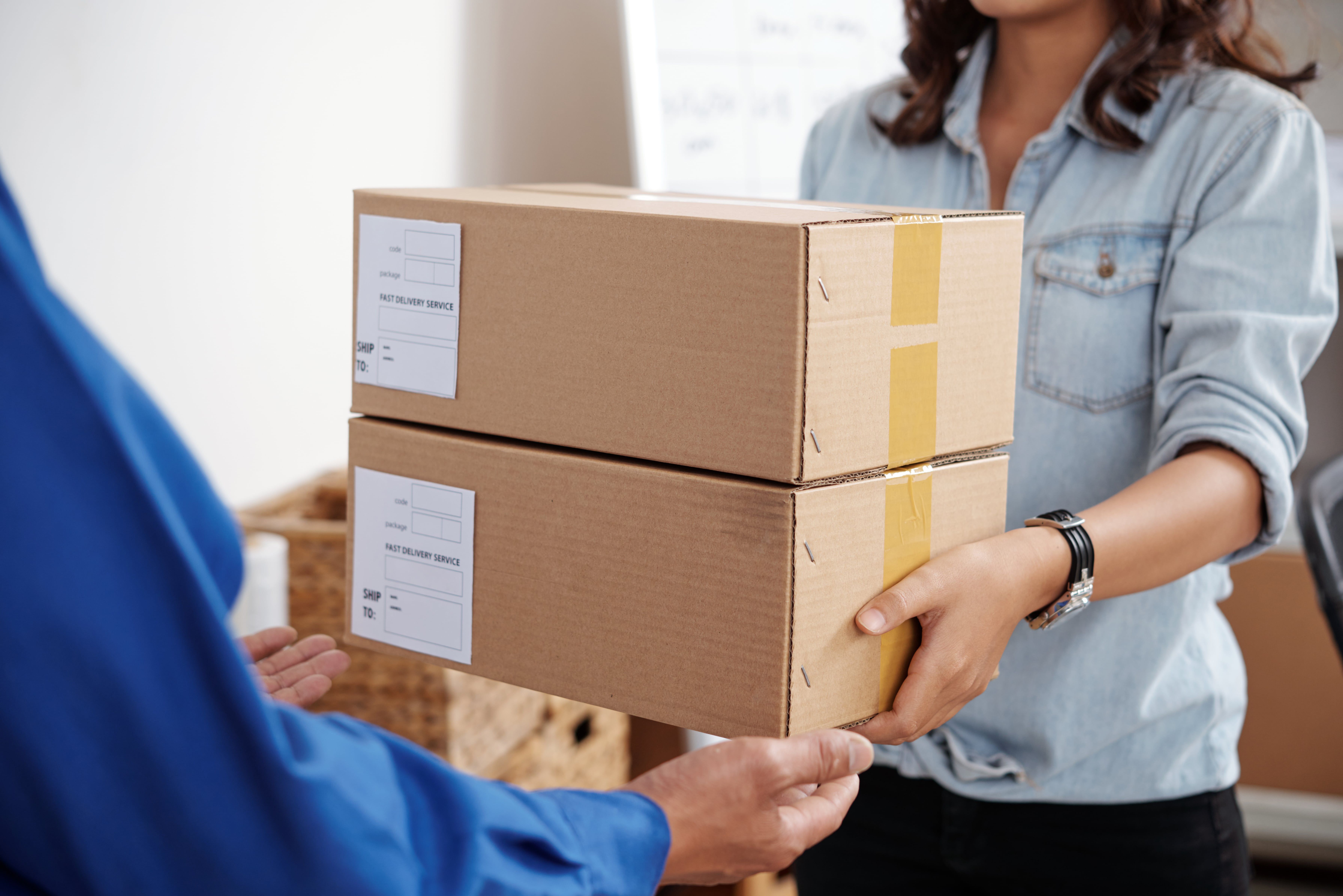 Die Coronakrise hat viele Unternehmen hart getroffen. Einige gehen jedoch auch als Gewinner der Krise hervor – so zum Beispiel eBay. Das Geschäft läuft – Shopping Boom bei eBay in der Coronakrise